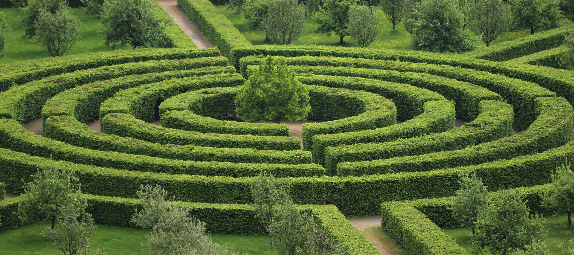 Labyrinth (c) www.pixabay.com